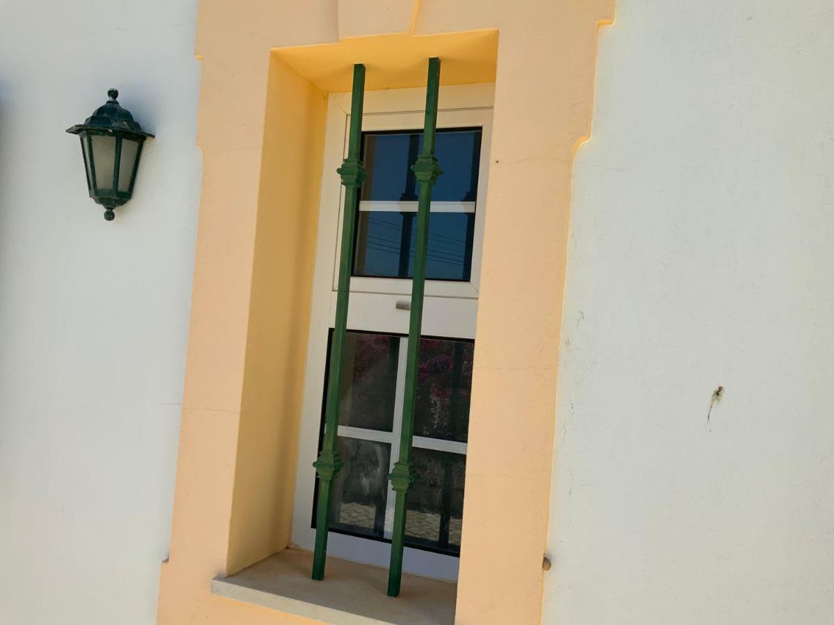 Guest House Alfarrobeiras Albufeira Kültér fotó
