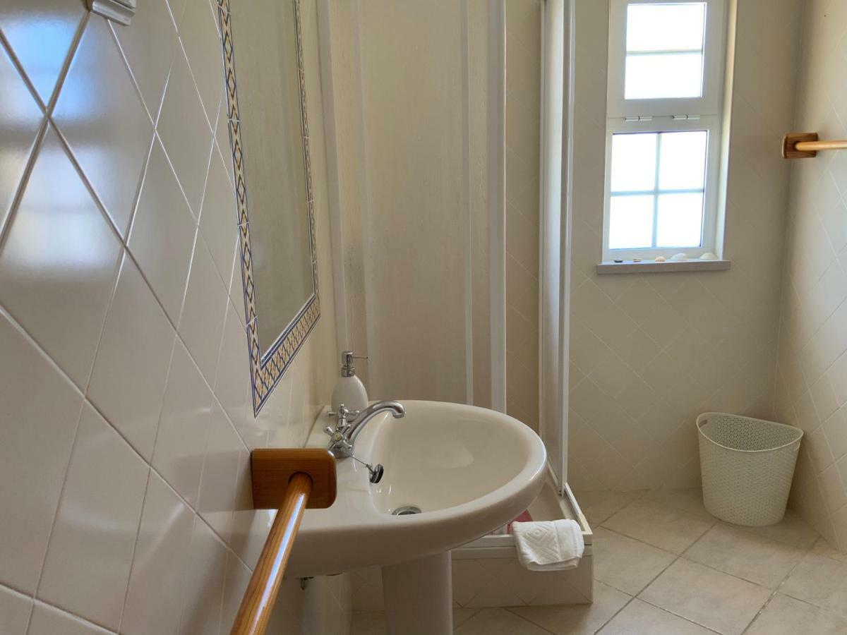 Guest House Alfarrobeiras Albufeira Kültér fotó