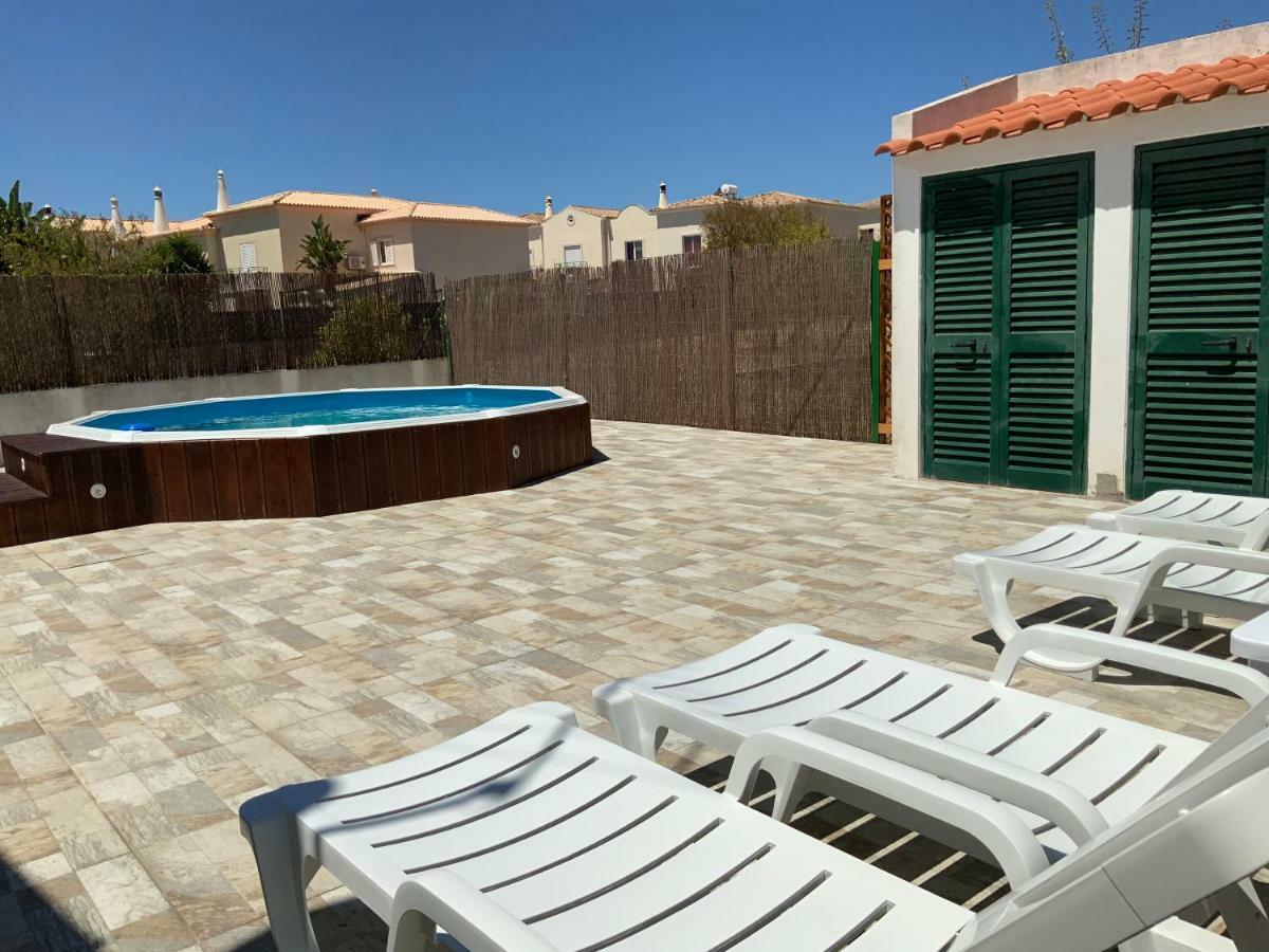 Guest House Alfarrobeiras Albufeira Kültér fotó
